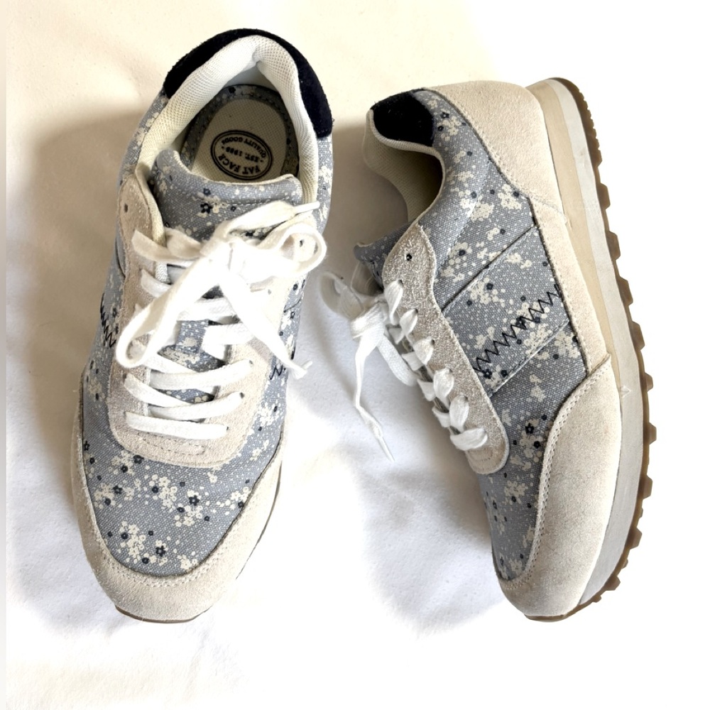 Fat Face Blue Floral Women's Sneakers size 8.5